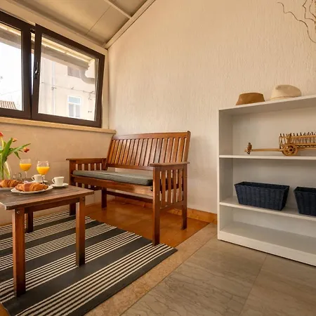 Apartment Amala Pula