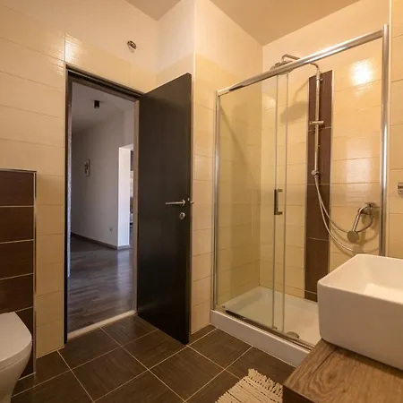 Amala Apartman *